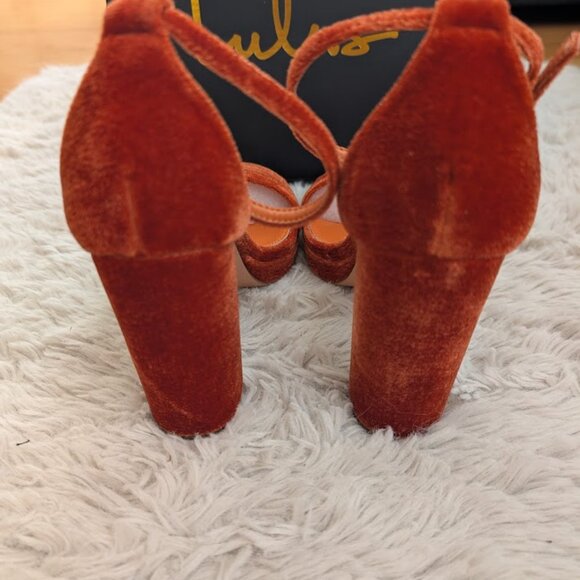 Lulu's Rust Velvet Heels - Picture 6 of 7